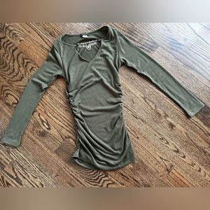 Worn Once Very Pretty Green Shirt * Perfect for Any Occassion